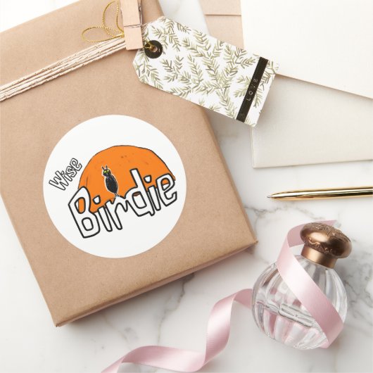 Ronde sticker van de soort Wise birdie (Geschenken)