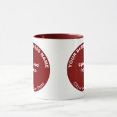 Ronde vormgeving bedrijfsmerk op maroon-combinatie mok (Midden)