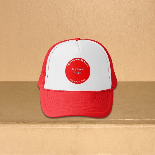 Ronde Zakelijke Merk op Rode en Witte Trucker Hat Trucker Pet
