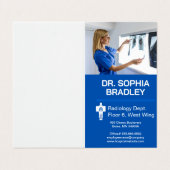 Röntgenfoto van patiënt door radioloog visitekaartje (Buitenkant ongevouwen)