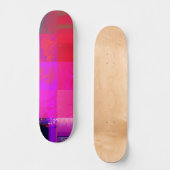 Röntgenmeisjes Glitch Art Raster Lichtroze Persoonlijk Skateboard (Voorkant)