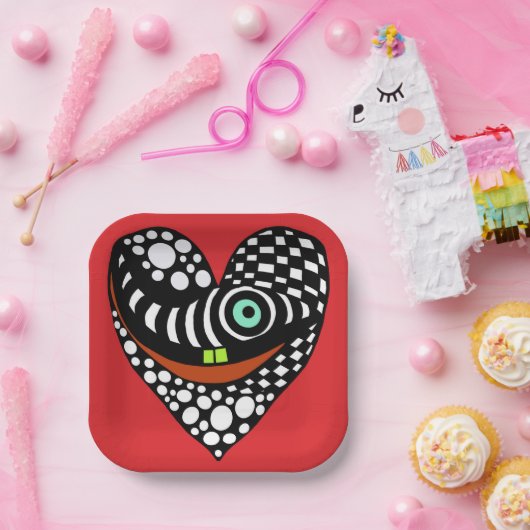 Rood, abstract hart op rood papieren bordje (Feest)