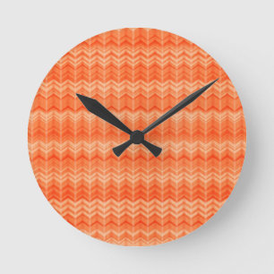 Rood abstract zigzagpatroon ronde klok