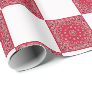 Rood bandenafdrukken en witte blokken cadeaupapier