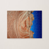 Rood, beige en gele streping in de wind en legpuzzel (Horizontaal)