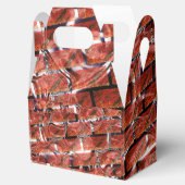 Rood, belletjes bij het rooien of bakstenen effect bedankdoosjes (Geopend)