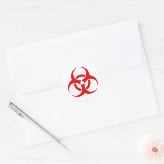 Rood biogevaarsymbool ronde sticker (Envelop)