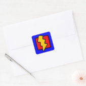 Rood blauw en gele bliksembolt vierkante sticker (Envelop)