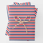 Rood, blauw en wit streepjespatroon inpakpapier vel (In situ)