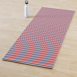 Rood, blauw en wit streepjespatroon yogamat