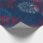 Rood blauw en wit vuurwerk cadeaupapier (Hoek)