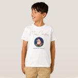 Rood Blauw Sinterklaas Familie Matching Kerstmis T-shirt<br><div class="desc">vrolijke kerstgroeten in een stijlvol trendy script met de kerstman in een cirkelvormig lijst op een blauwe achtergrond. Personaliseer de naam van uw kind voor familie bijpassende kerst T-shirts.</div>