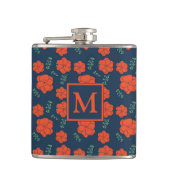 Rood Bloemen Patroon Donkerblauw Monogram Heupfles (Voorkant)