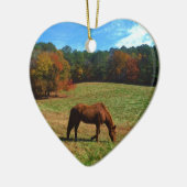 Rood bruin paard, herfst, blauwe luiers keramisch ornament (Links)
