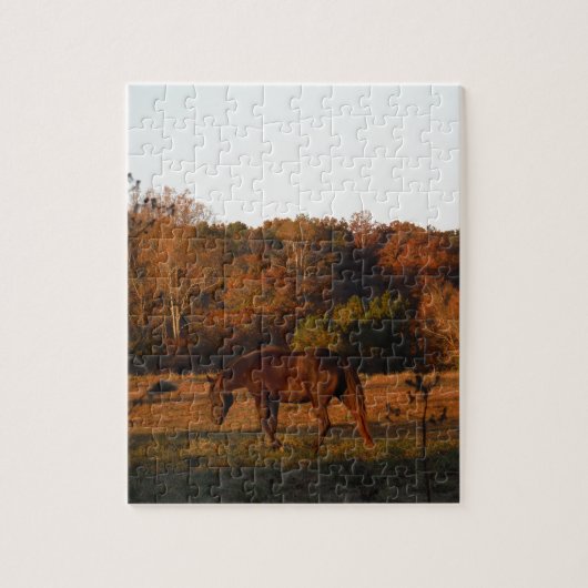 Rood bruin paard, herfst bossen. legpuzzel (Verticaal)