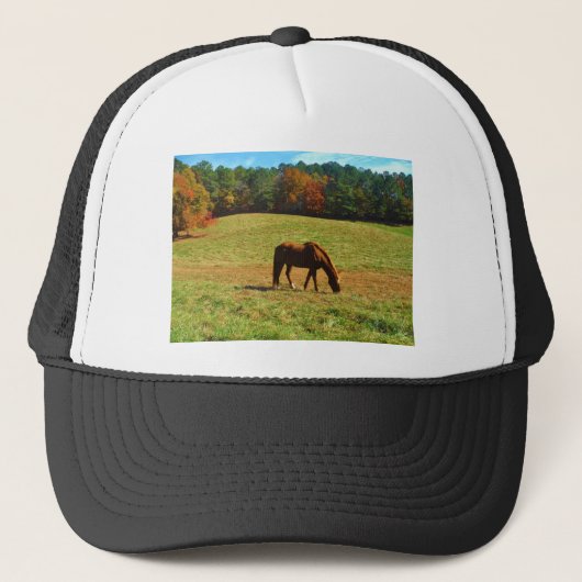 Rood bruin paard in de herfstbomen trucker pet (Voorkant)