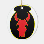 Rood Bull-pleister en crème keramisch versieringsm Keramisch Ornament (Links)