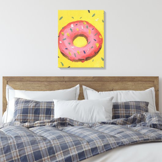 rood donut op een gele achtergrond geschilderd in canvas afdruk (Insitu (Slaapkamer))