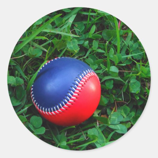 Rood- en blauw Baseball met witte onderdruk Ronde Sticker (Voorkant)