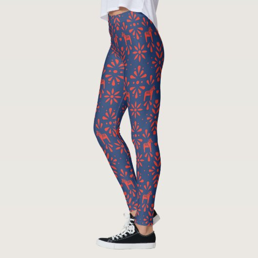 Rood en Blauw Dala Horse Folk Art Pattern Leggings (Links)