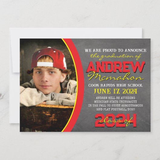 Rood en Geel Chalkboard Afstuderen Aankondiging (Voorkant)