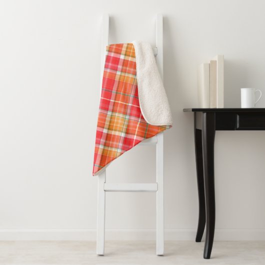 Rood en geel Cheery Plaid Sherpa Deken (In situ)
