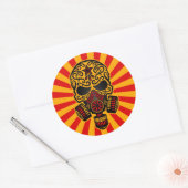 Rood en geel Postapocalyptische Suikerhuid Ronde Sticker (Envelop)