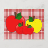 Rood- en gele appels op rode schaal briefkaart (Voorkant)