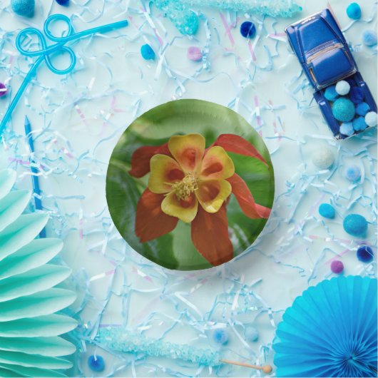 Rood- en gele bicolorColumbinebloemen Papieren Kommen (Feest)