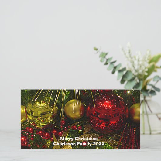 Rood- en Gold-Ornamenten op boomfotokaart Feestdagenkaart (Staand voorkant)