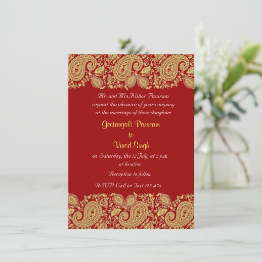 Rood en goud Indische bruiloft Kaart (Staand voorkant)