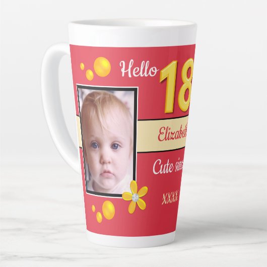 Rood en goud met naam 18e verjaardagsfoto latte mok (Linkerhoek)