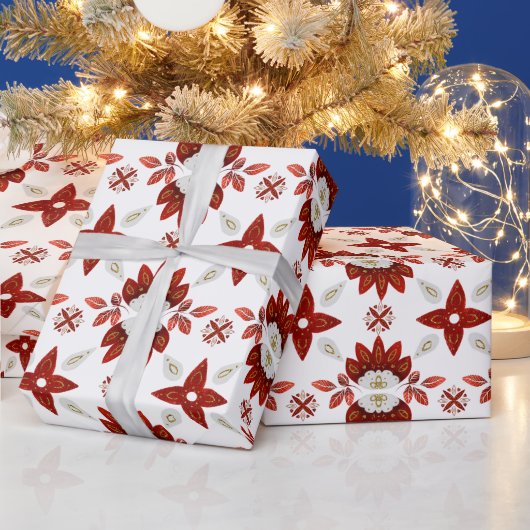 Rood en Goud Scandinavisch Kaleidoscooppatroon Cadeaupapier (Feestdagen)