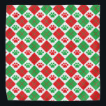 Rood en groen afdrukken van Argyle Paw Bandana<br><div class="desc">Introductie van ons stijlvolle rode, groene en witte stijl ontwerp met kerstthema met schattige pootafdrukken, de perfecte mix van verfijning en huisdier-geïnspireerde charme. Dit opvallende ontwerp combineert het klassieke stijl patroon met speelse pootafdrukken, waardoor een unieke en modieuze look ontstaat. Het artyle patroon straalt een tijdloze en verfijnde esthetiek uit,...</div>