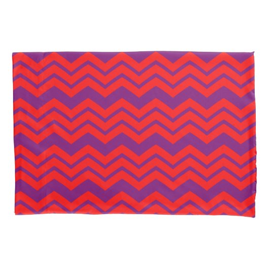 Rood en paars Chevron patroonontwerp  Kussensloop (Voorkant)