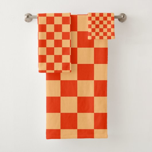 Rood en Perzik Check Checkerboard Patroon Bad Handdoek (Insitu)