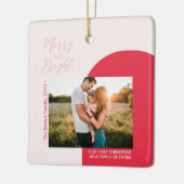 Rood en Roos Gold Moderne fotokerstfamilie Keramisch Ornament (Links)