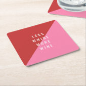 Rood en roze grappig Onderzetter "minder wijn meer (Schuin)