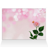 Rood- en roze roodroodkleurige tuin met zwarte kat (Binnen Horizontaal (Boven))