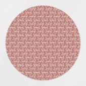 Rood en roze textiel gelegd over een pattereerde t labels (Design 2)