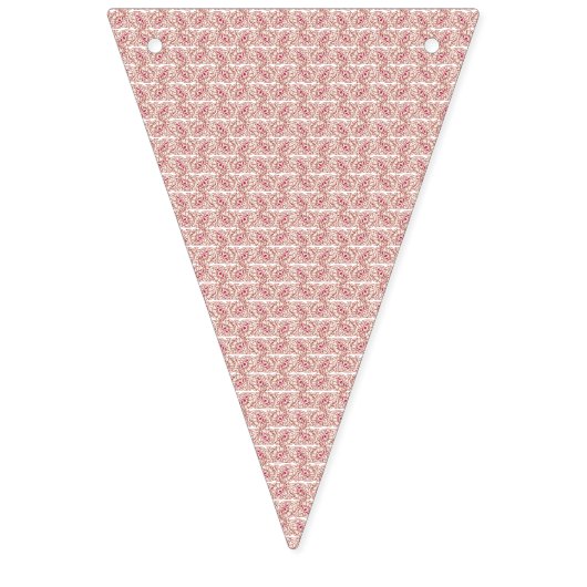 Rood en roze textiel gelegd over een pattereerde t vlaggetjes (Tweede vlag)