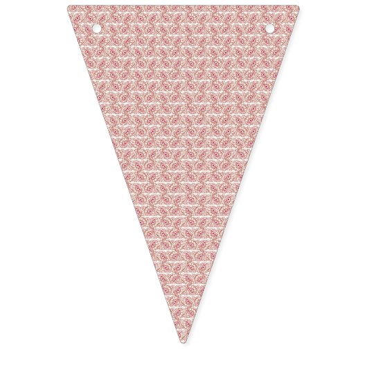 Rood en roze textiel gelegd over een pattereerde t vlaggetjes (Eerste vlag)