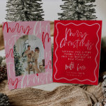 Rood en Roze Vrolijk Kerstmis Kaart<br><div class="desc">Dit is een gedurfde, moderne kerstkaart met een prachtig lettertype en tinten van roze, wit en rood. Bewerk alle woorden, behalve de woorden "vrolijk" en "Kerstmis" op deze fotovakantiekaart. Alle lettertypekleuren kunnen ook worden bewerkt. // Voor meer design van vakantiepakketten, zoek "VAKANTIEKAARTEN" in de winkel van Sincerely By Nicole Zazzle....</div>