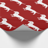Rood en wit Dachshund-ontwerp Cadeaupapier (Hoek)