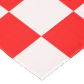 Rood en wit gecheckt patroon tafelkleed (Gekanteld)