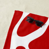 Rood en wit Giraffe Pattern Beach Towel Strandlaken (In situ)