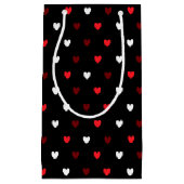 Rood en wit harten op zwart klein cadeauzakje (Voorkant)