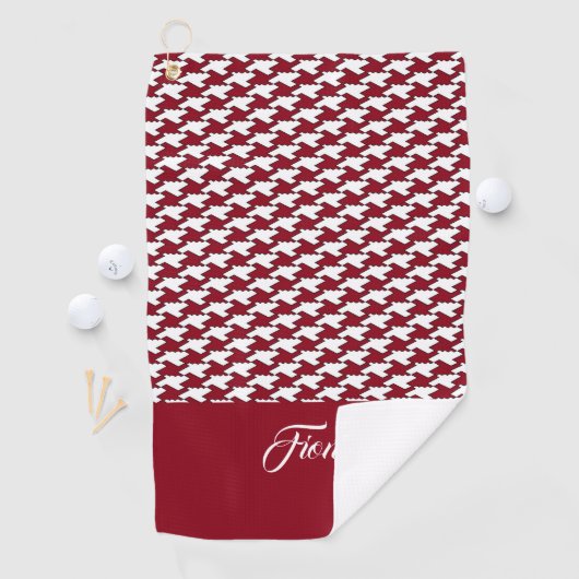 Rood en wit houndstooth patroon monogram golfhanddoek (Insitu)
