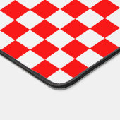 Rood en wit Klassieke Checkerboard door STaylor Bureaumat (Hoek)