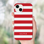 Rood en Wit Klassieke Strepen Monogram Case-Mate iPhone 14 Hoesje<br><div class="desc">Eenvoudige chique en stijlvolle horizontale streep hoesje gepersonaliseerd met uw monogram initialen of naam. Klik op Aanpassen om tekstlettertypen en -kleuren te wijzigen in creëer uw eigen unieke ontwerp. Schattige geschenken op maat!</div>